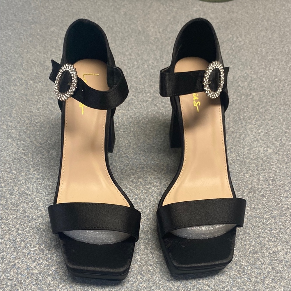 Lulu's Black and Cream High Platform Heels